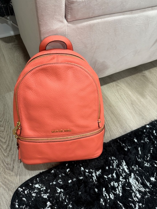 NWT 100% Authentic Michael Kors leather backpack main image 5